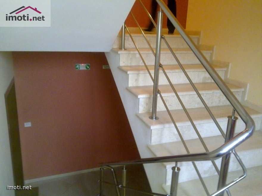 Дава се под наем Тристаен апартамент в Пловдив, Център - 120 кв.м за 700 € - Снимка #6