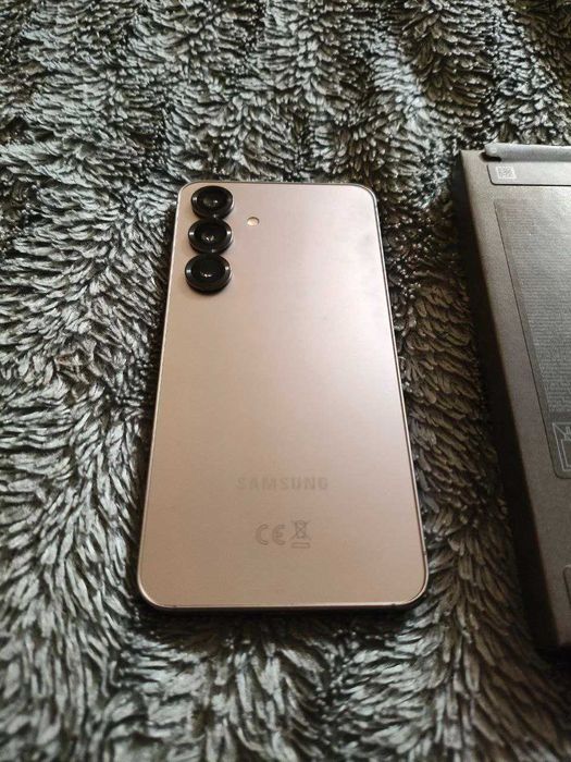 Samsung Galaxy s25 256gb 100% батерия