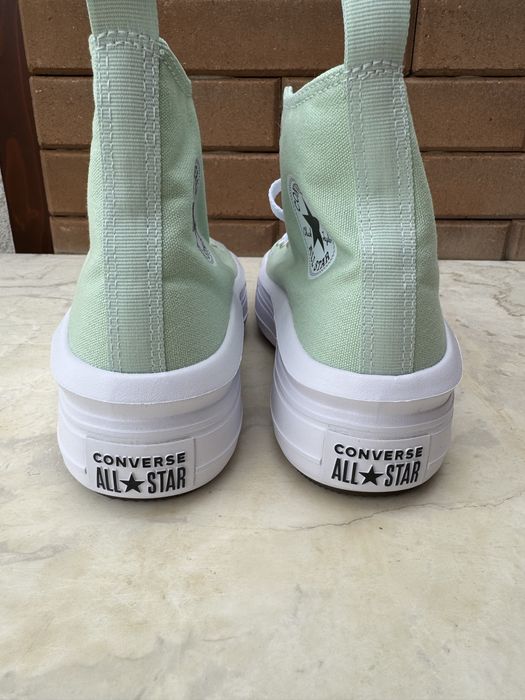 Sneakersi Converse noi