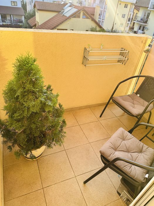 Vand apartament 2 camere, zona Turnisor - exclus Agentii Imobiliare