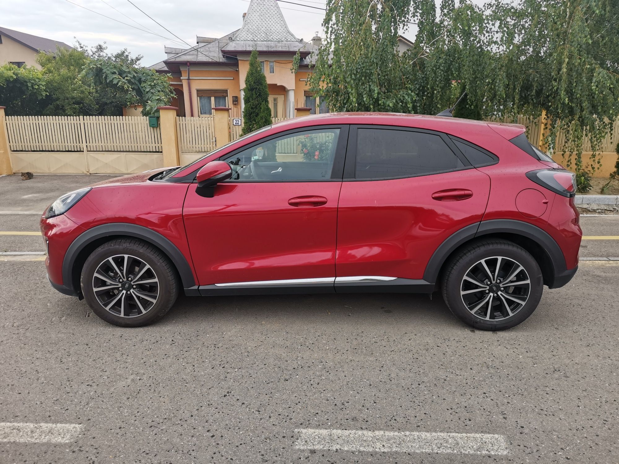 Ford Puma HYBRID Titanium + Pachet iarna.