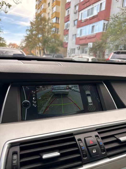 BMW Seria 5 GT 530D F07 X-Drive 2011