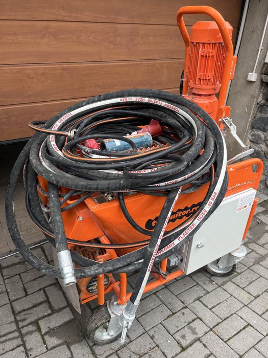 Pompa masina de tencuit cu 30 metri furtun