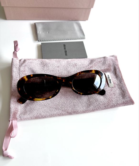 Miu miu слънчеви очила