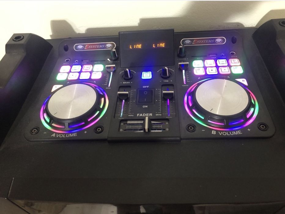 BOXA Akai DJ-S5H  400 W