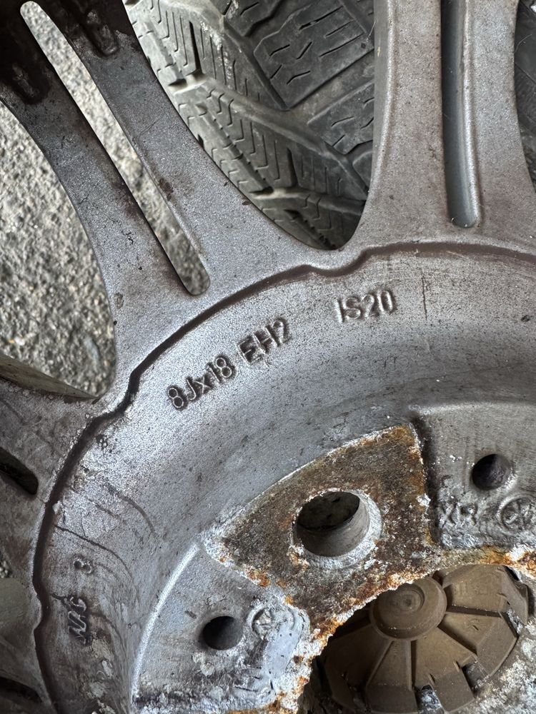 Джанти за бмв 18 5х120 8j et20