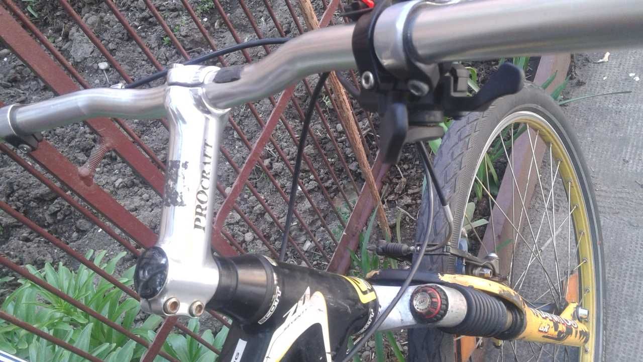 Bicicleta Scott furcă Manitou 1 x 9 V roți 26  duble Shimano Deore LX