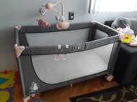 Сгъваема бебешка кошара Kinder Kraft с включен матрак.