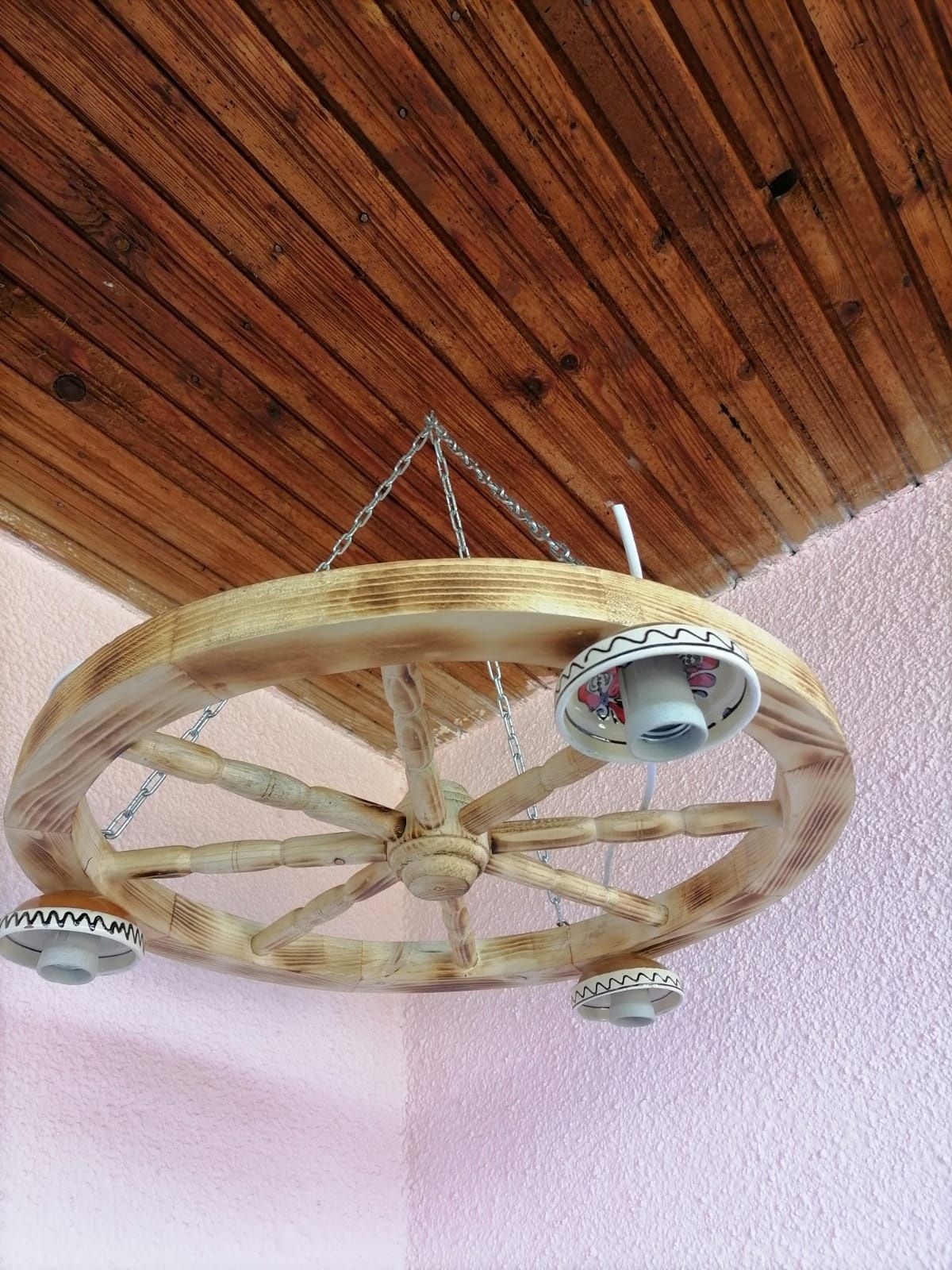 Roată lemn lustra