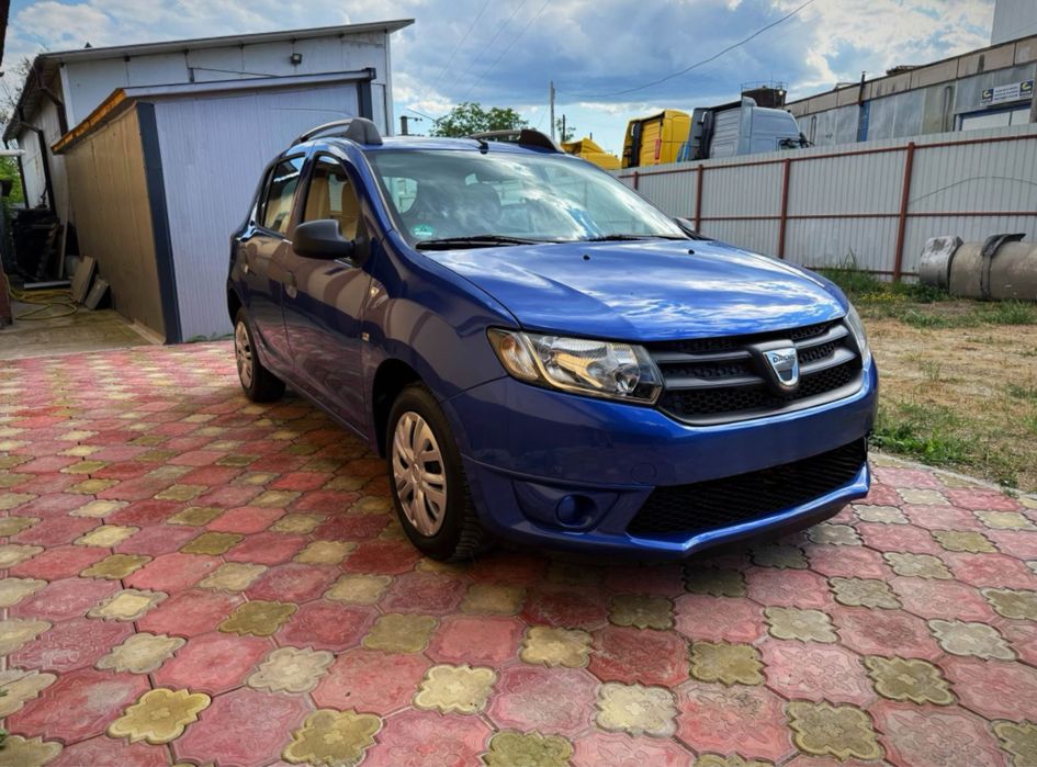 Închiriez Dacia Sandero 2015