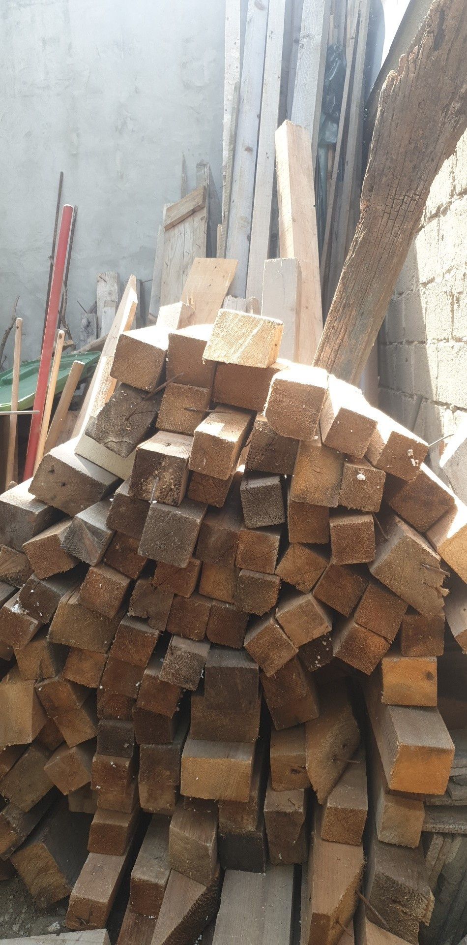 Lemne foc sau construit