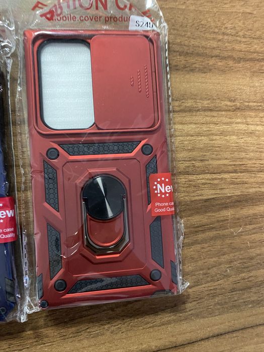 Huse de protecție rezistente cu inel suport și protecție pentru camere