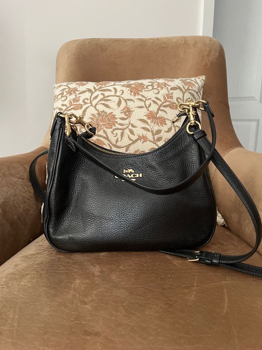 Продавам чанта Coach, естествена кожа