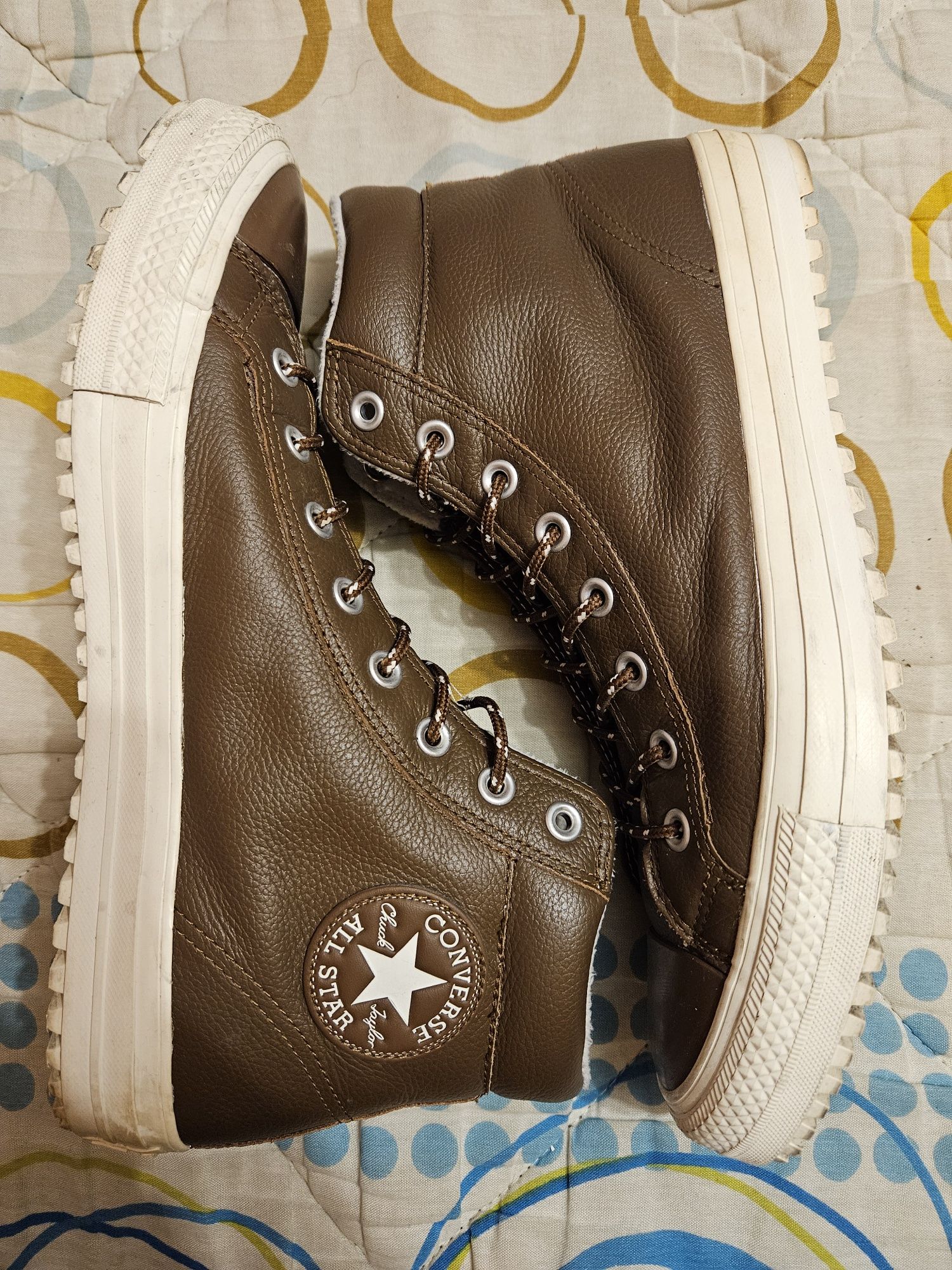 Converse din Piele mărimea 45