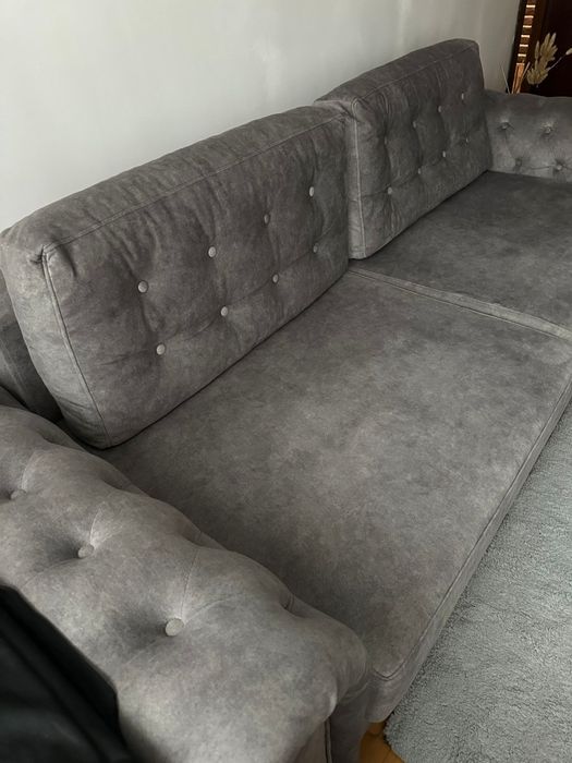 Canapea gri de vânzare