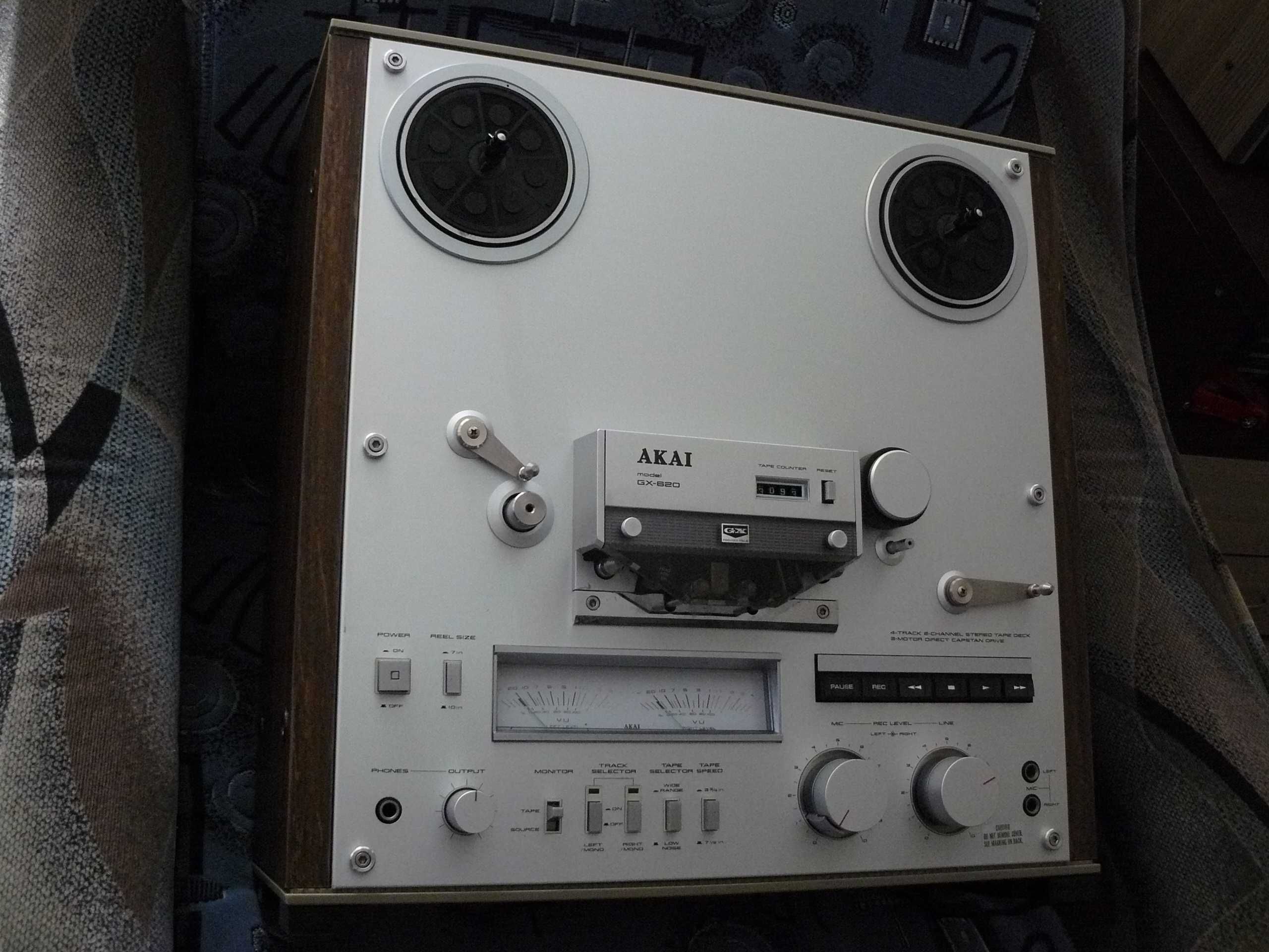 Magnetofon Akai GX620(teac,sony,technics)