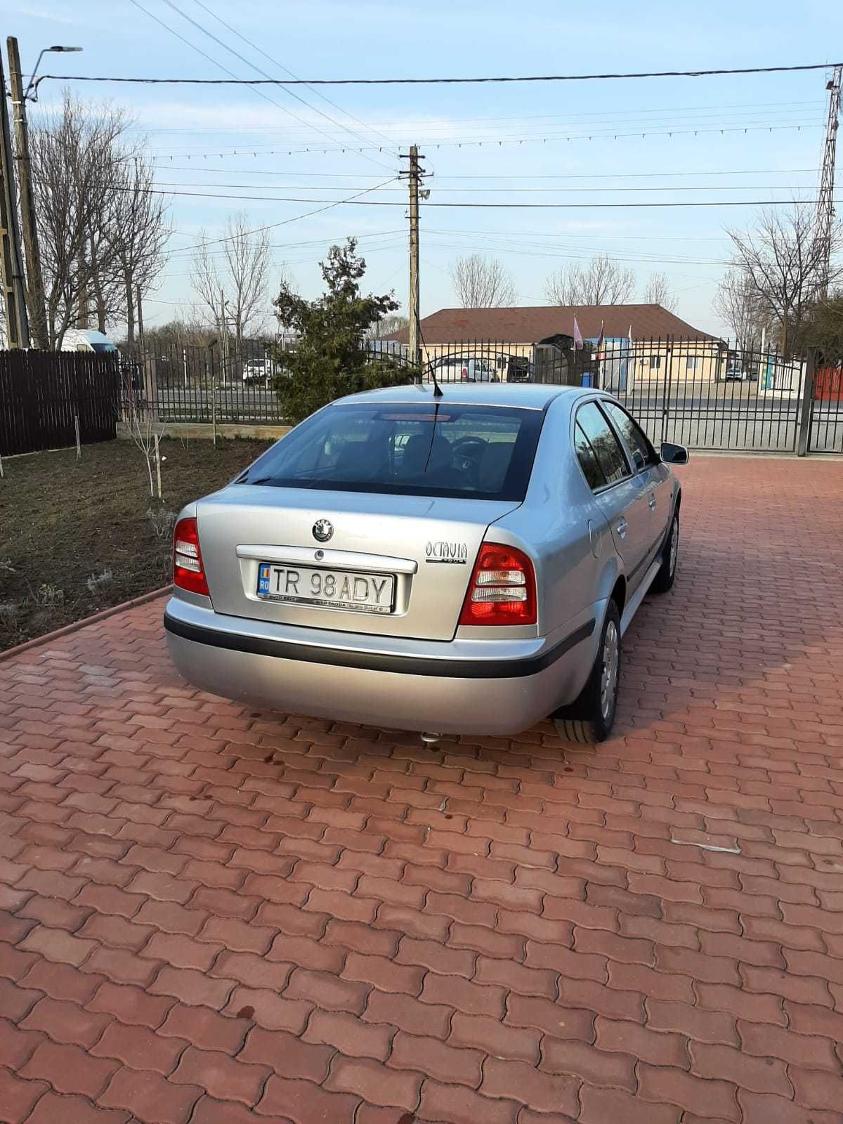 Unic proprietar vand Skoda Octavia Tour