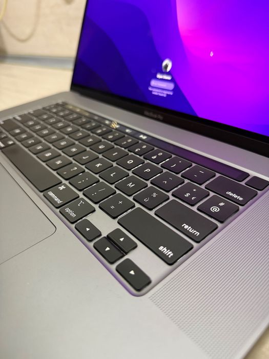 MacBook Pro 16 2019