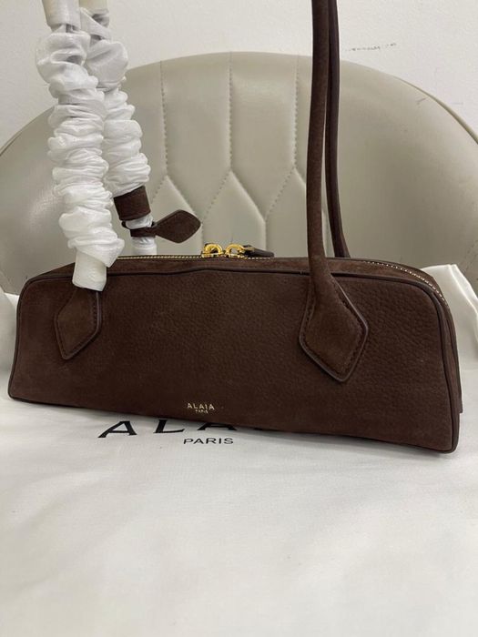 Alaia le teckel естествен велур