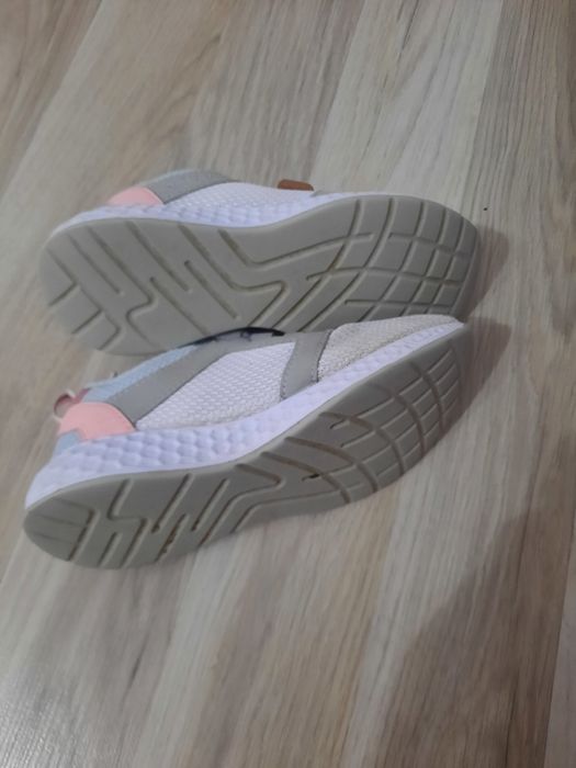 Adidasi pt copii