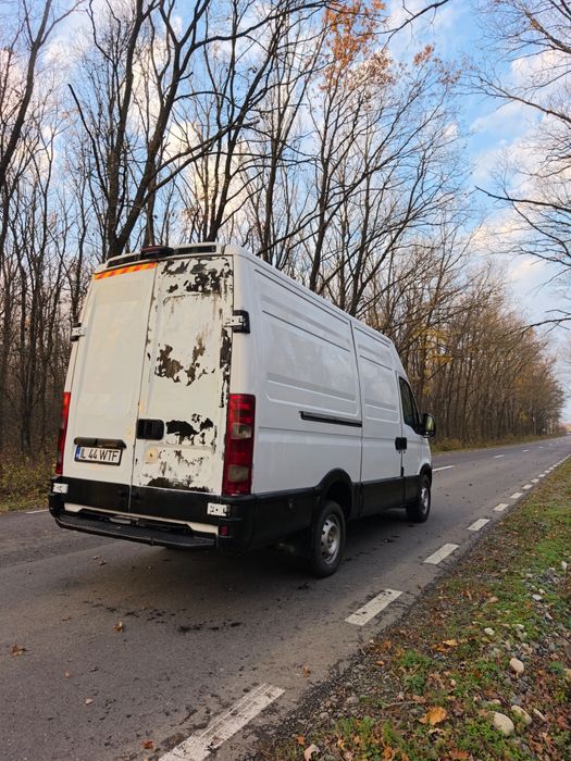 Vând iveco daily