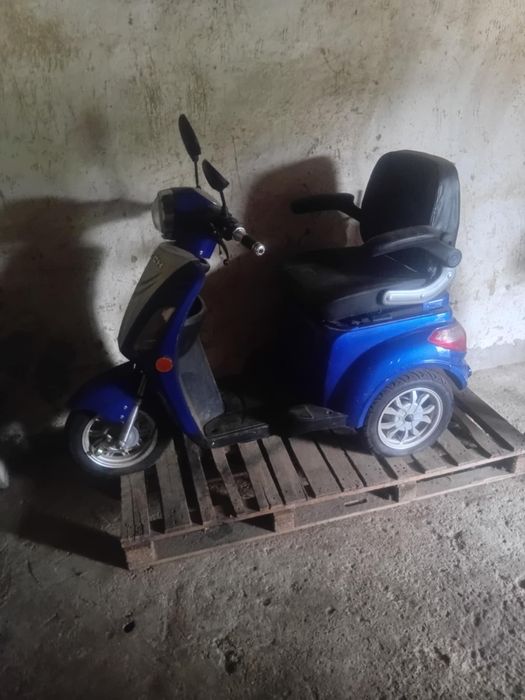 TRICICLU pt bătrânii