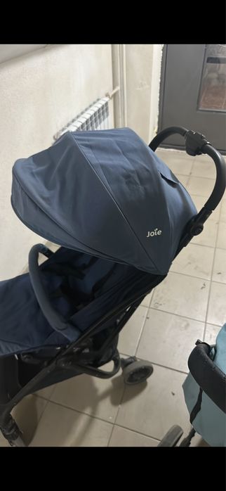 коляска прогулочная от joie
