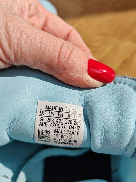 Adidas  mărimea 42