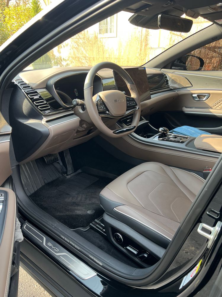 BYD HAN 3.9s limited dual mator 2025
