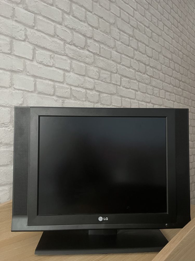 Монитор LG 20"