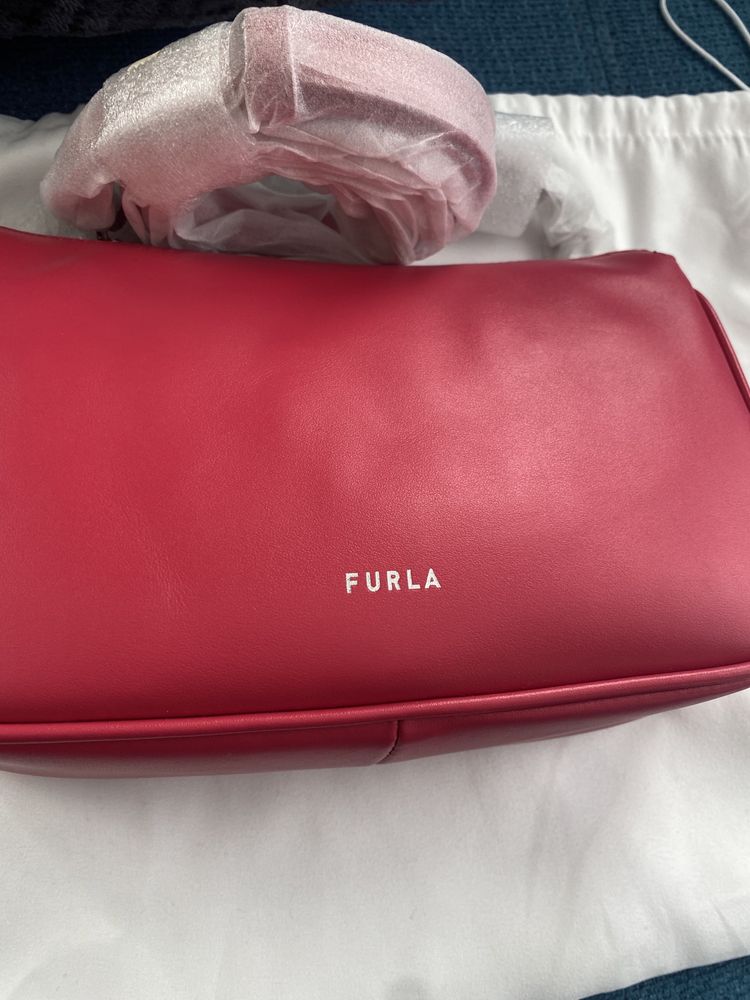 FURLA MOON Shoulder Bag S Papavero.Нов модел и 100% оригинал.