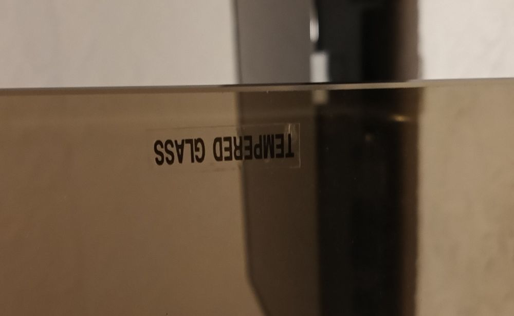 Măsuță suport televizor impecabila 200 lei