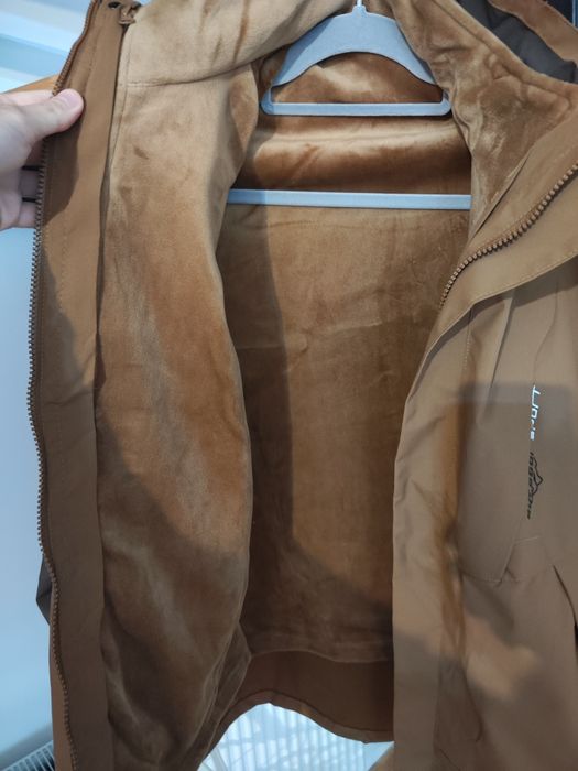 Vând geaca All season cu căptușeală detașabilă