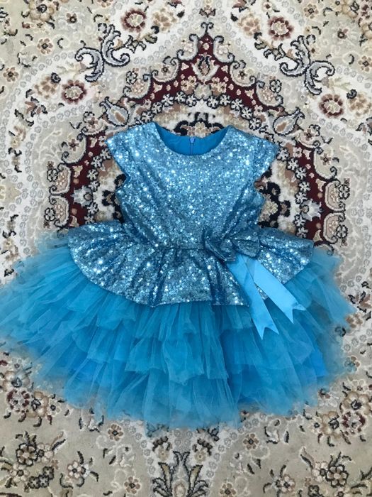 Продам красивое платье