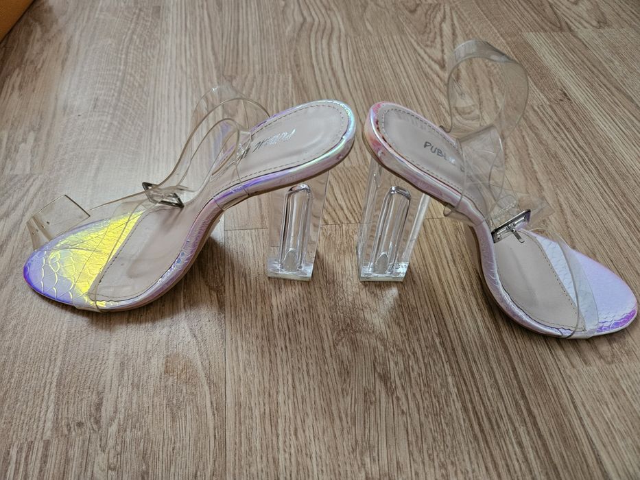 Sandale transparente