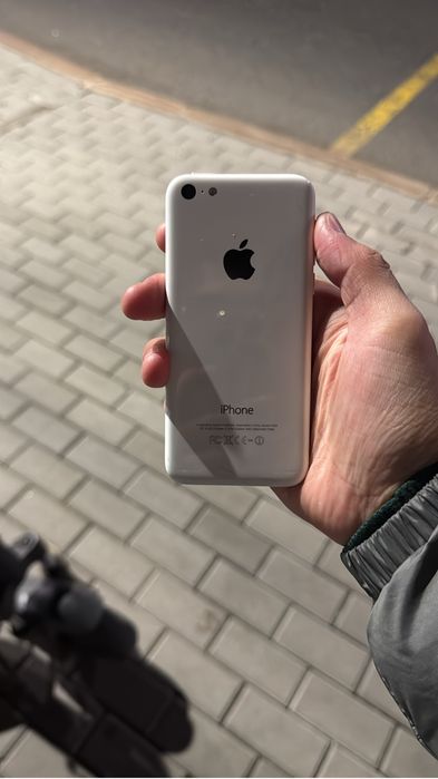 Продам айфон 5s