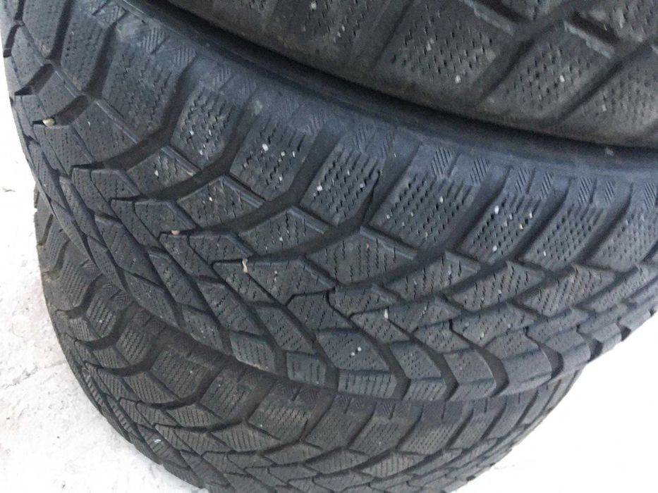 Cauciucuri de iarna 225/45R18 doar 3 bucati DOT 2021