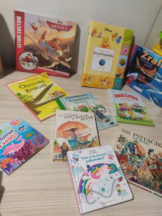 Книги  детски чешки,словенски