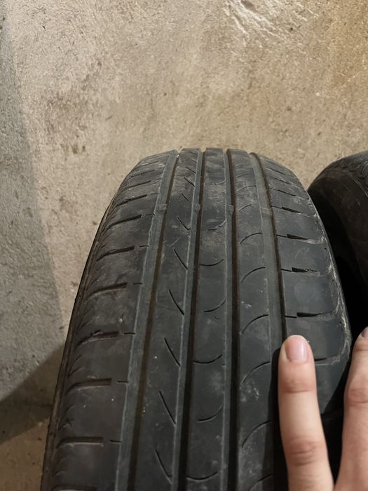 2 бр. летни гуми Nexen 185/65/15
