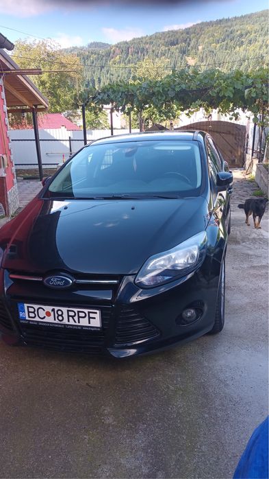 Se vinde ford focus