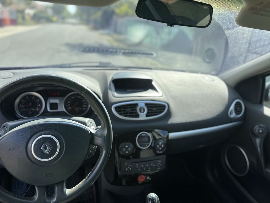 Vând Renault clio 3