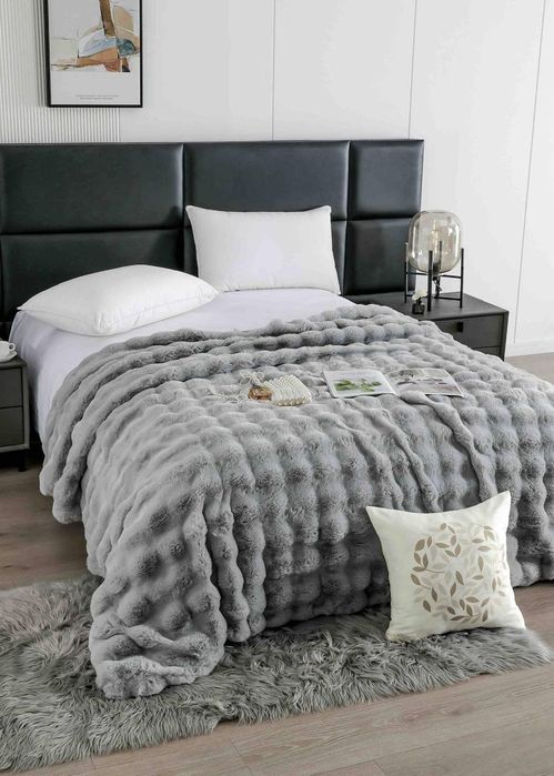 Pătură din blăniță de iepuras