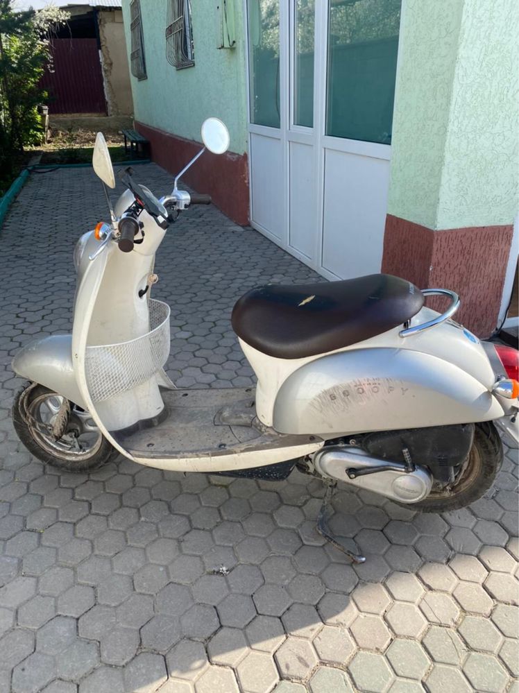 Мопед Honda scoopy