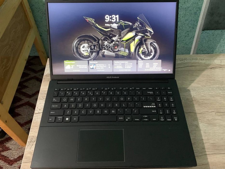 Asus Vivobook 15