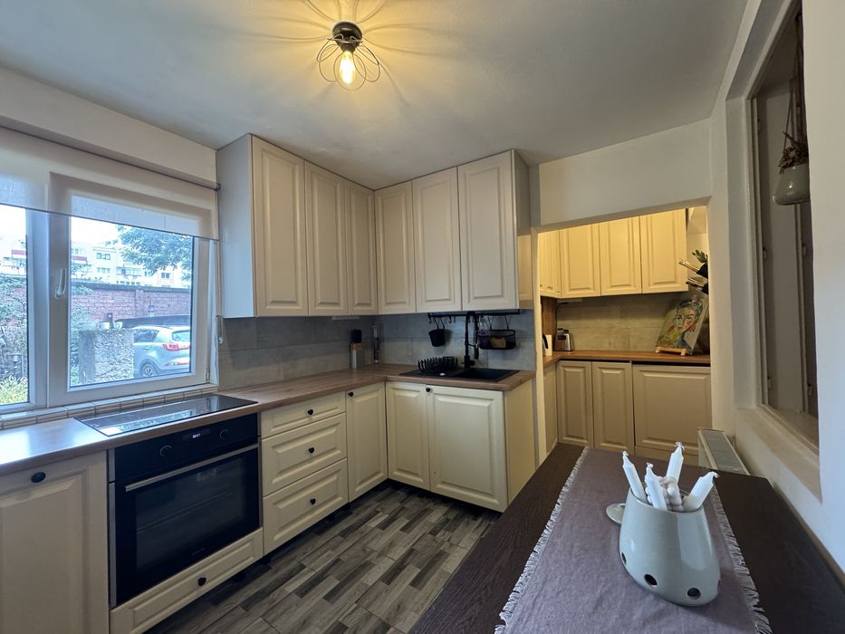 Apartament 2 Camere cu Gradina si Parcare  Scortarilor