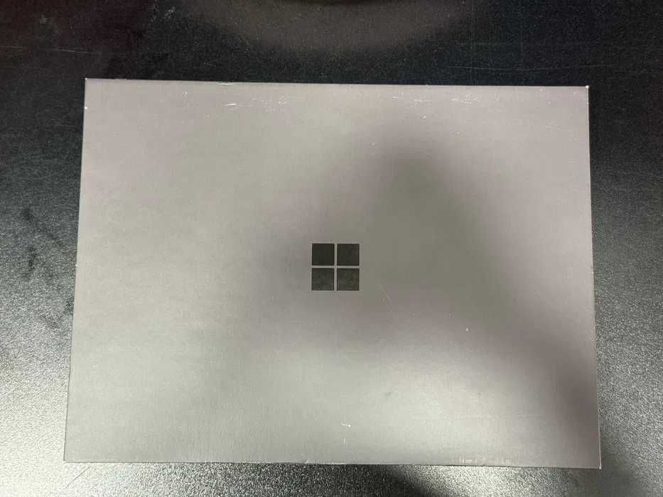 Hope Amanet P1/ Laptop Microsoft Surface PRO MODEL 2076 SIGILAT !!!