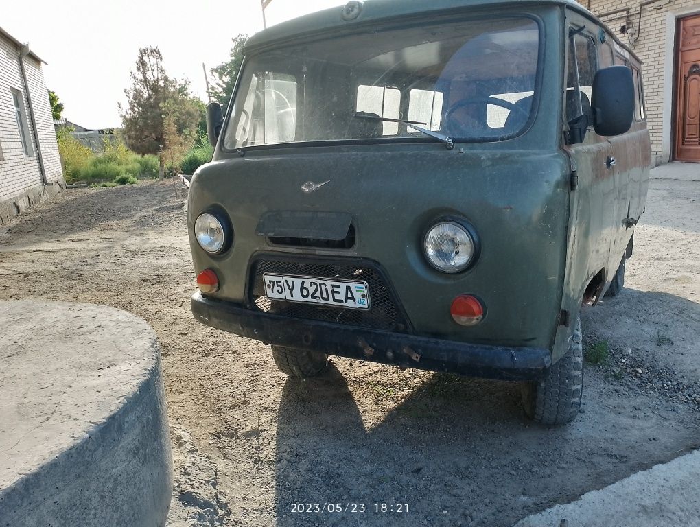 Uaz yuk furgon sotiladi