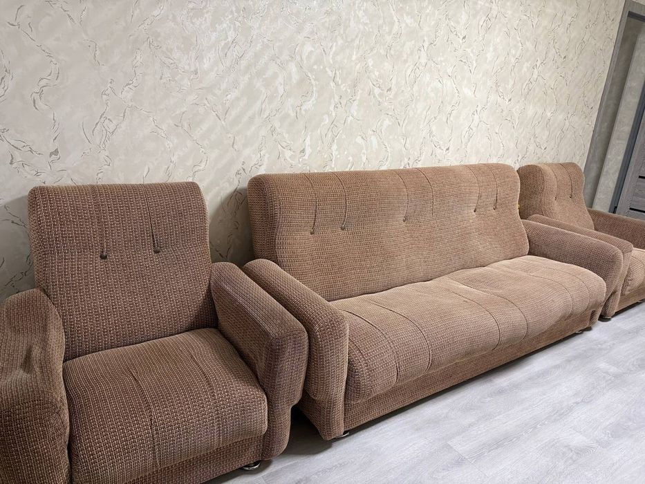 Диван хорошом состояние