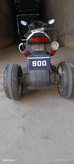 Yosh bolalar uchun mototsikl