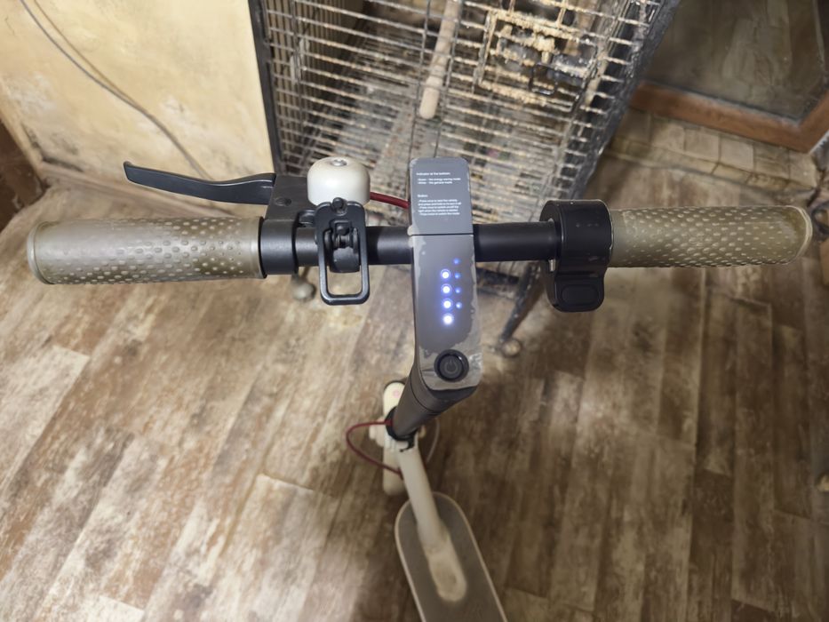 Електрическа  тротинетка Xiaomi Mijia M365